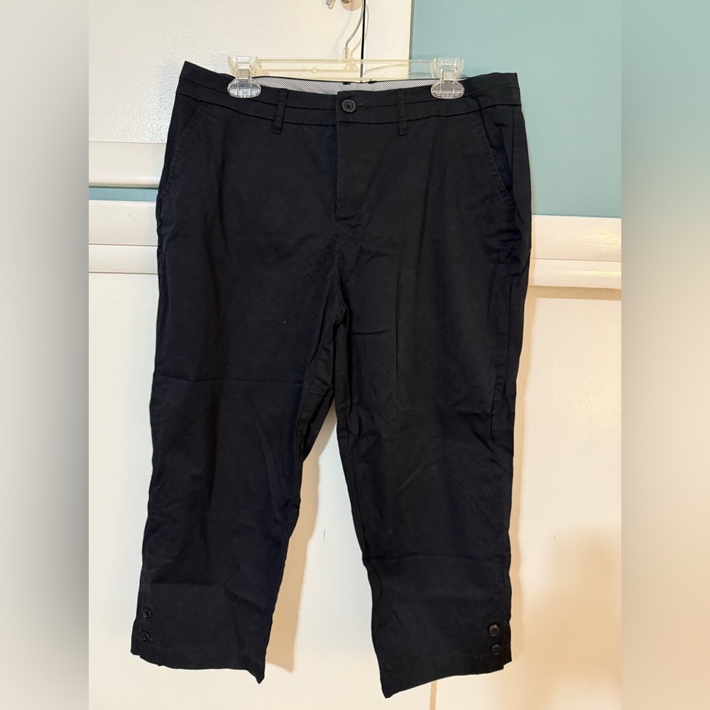 Croft & Barrow capri pants - size 12